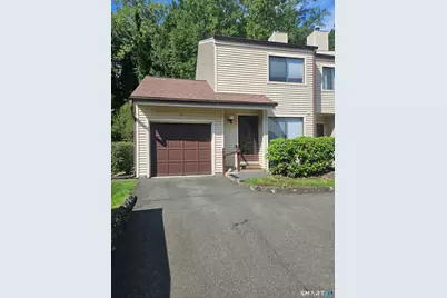 54 Deer Run #54, Bethel, CT 06801 - Photo 2