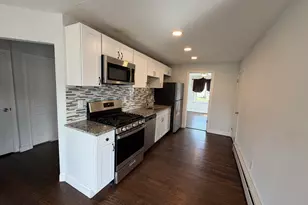 660 Queen St, Bridgeport, CT 06606 - Photo 4
