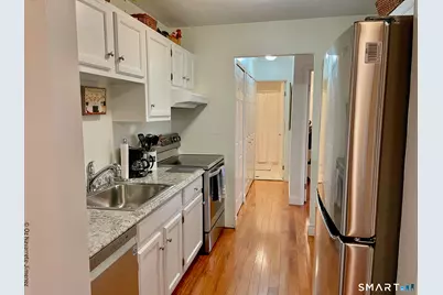 3000 Madison Avenue #B, Bridgeport, CT 06606 - Photo 6