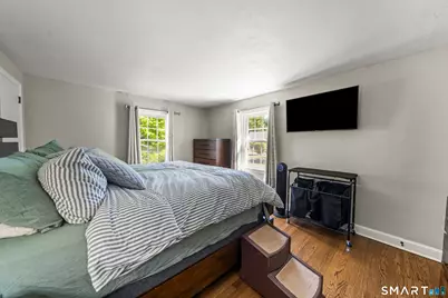 19 Westwood Drive, Simsbury, CT 06070 - Photo 18