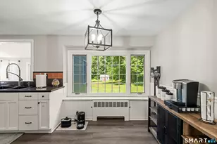 19 Westwood Dr, Simsbury, CT 06070 - Photo 10