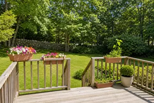 6 Nottingham Dr, Stamford, CT 06907 - Photo 12