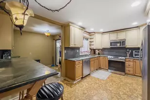 955 Georges Hill Rd, Southbury, CT 06488 - Photo 10