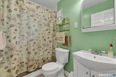211 Maple Avenue, North Haven, CT 06473 - Photo 16
