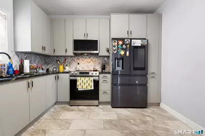 106 Peck Avenue, West Haven, CT 06516 - Photo 14