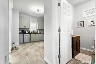 106 Peck Ave, West Haven, CT 06516 - Photo 12