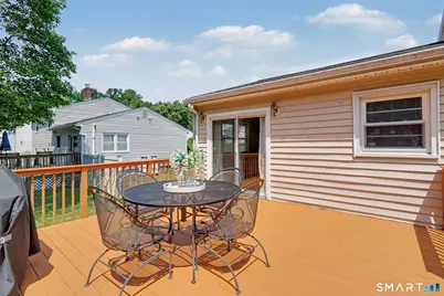143 Ranch Drive, Bridgeport, CT 06606 - Photo 24