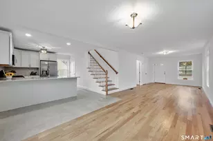 39 Robbins Ave, Newington, CT 06111 - Photo 6