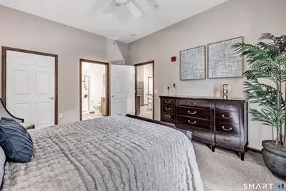 101 Oakview Drive #2 Bedroom, Trumbull, CT 06611 - Photo 6