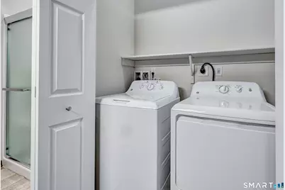 101 Oakview Drive #2 Bedroom, Trumbull, CT 06611 - Photo 14