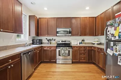 26 Maura Lane #26, Danbury, CT 06810 - Photo 6