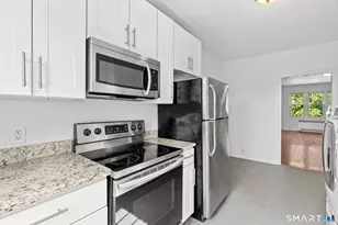 6 Highland St, West Hartford, CT 06119 - Photo 14
