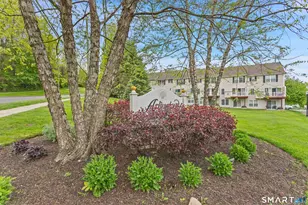 1505 Sienna Dr, Danbury, CT 06810 - Photo 2