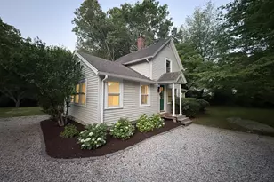 179 Niantic River Rd, Waterford, CT 06385 - Photo 1