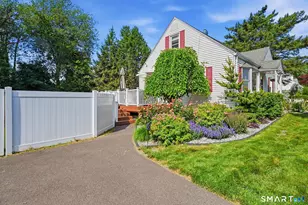 18 Freemont Rd, Enfield, CT 06082 - Photo 2