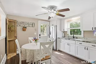 18 Freemont Rd, Enfield, CT 06082 - Photo 6