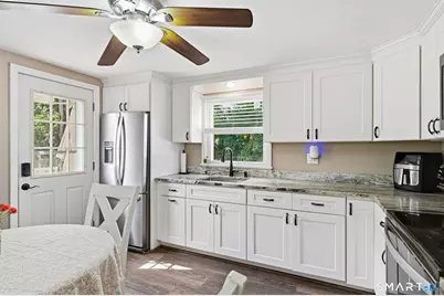18 Freemont Road, Enfield, CT 06082 - Photo 10