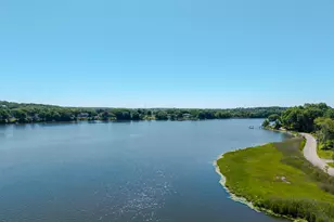 901 River Rd, Groton, CT 06355 - Photo 26