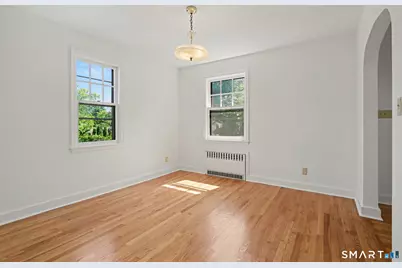 312 Bennett Street, Fairfield, CT 06825 - Photo 12