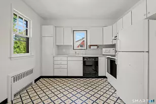 312 Bennett St, Fairfield, CT 06825 - Photo 14