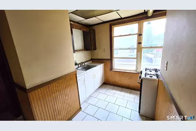 482 Main Street, Torrington, CT 06790 - Photo 30