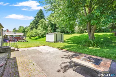 64 Beacon Hill Road, East Hartford, CT 06108 - Photo 8
