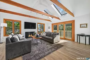8 Millard St, Fairfield, CT 06824 - Photo 18