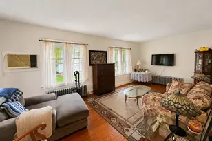195 Montowese Ave, North Haven, CT 06473 - Photo 4