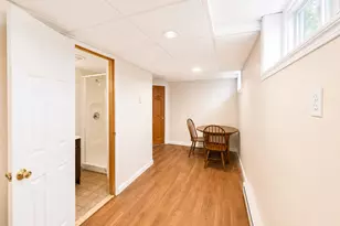 195 Montowese Ave, North Haven, CT 06473 - Photo 12