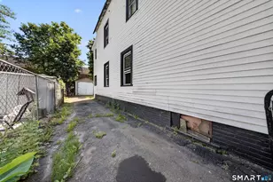 188 Hazel St, New Haven, CT 06511 - Photo 6