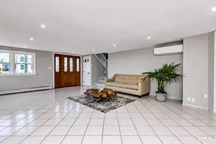 44 Washington Pkwy, Stratford, CT 06614 - Photo 8