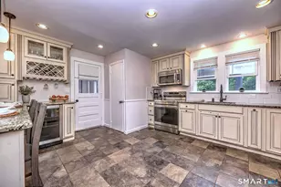 138 Pulaski Hwy, Ansonia, CT 06401 - Photo 10