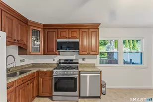13 Brookwood Dr, Bethel, CT 06801 - Photo 10