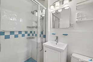 122 Berrian Rd, Stamford, CT 06905 - Photo 22