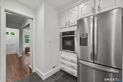 122 Berrian Road, Stamford, CT 06905 - Photo 14