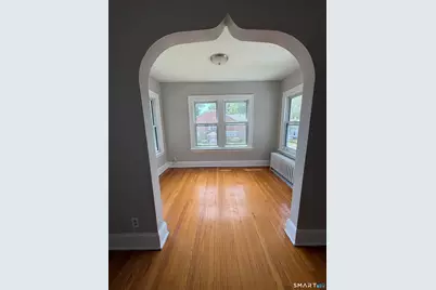 121 Cambridge Street, West Hartford, CT 06110 - Photo 4
