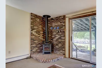 8 Circle Drive, Enfield, CT 06082 - Photo 6