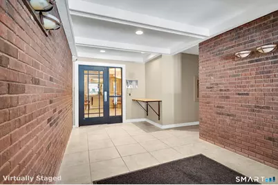 799 Prospect Avenue #A5, West Hartford, CT 06105 - Photo 4