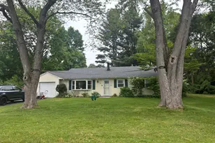 45 Sherman Rd, Glastonbury, CT 06033 - Photo 2