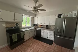 45 Sherman Rd, Glastonbury, CT 06033 - Photo 6