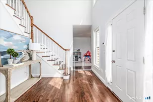 47 Ridgewood Terrace, North Haven, CT 06473 - Photo 4