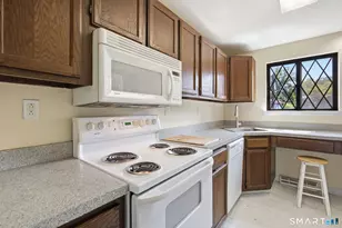 505 Cedar Hollow Dr, Rocky Hill, CT 06067 - Photo 6