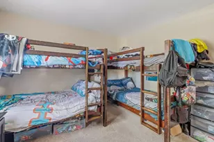 1001 Old Colony Rd, Meriden, CT 06451 - Photo 18