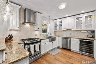 42 Highland Rd, Stamford, CT 06902 - Photo 2