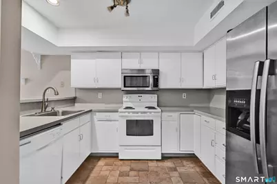 489 Wolcott Street #40, Bristol, CT 06010 - Photo 18