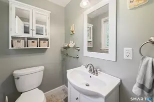 1233 Willard Ave, Newington, CT 06111 - Photo 22