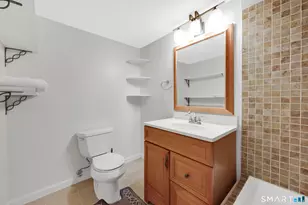 104 Exeter St, Hartford, CT 06106 - Photo 38