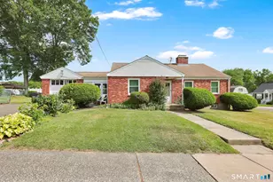 104 Exeter St, Hartford, CT 06106 - Photo 1