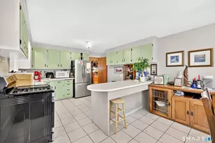 104 Exeter St, Hartford, CT 06106 - Photo 28