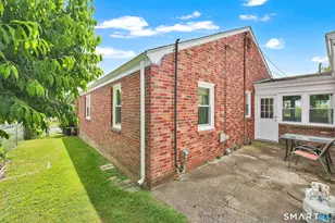 104 Exeter St, Hartford, CT 06106 - Photo 6